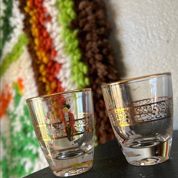 Vintage Folk Art Shot Glasses - Picture 11 of 13